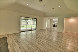 15626 Whitewater Ln in Houston, TX - Building Photo - Building Photo