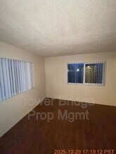 4549 Ashcroft Ave in Sacramento, CA - Building Photo - Building Photo