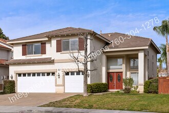 31 Villa Ravenna in Lake Elsinore, CA - Building Photo - Building Photo