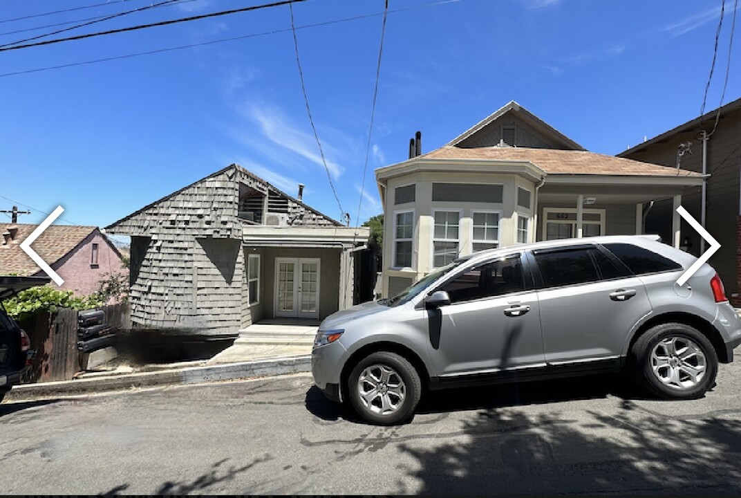 662 Alhambra St, Unit 664 in Crockett, CA - Building Photo