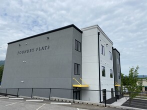 Foundry Flats in Chattanooga, TN - Foto de edificio - Building Photo