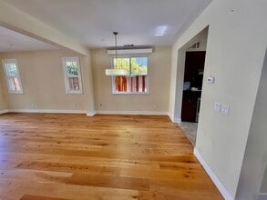212 Shumway Ln in Mountain View, CA - Building Photo - Building Photo