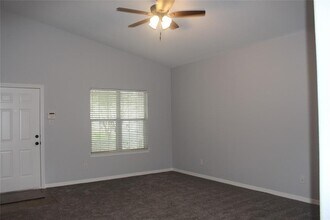 21339 Sweet Grass Ln in Tomball, TX - Building Photo - Building Photo