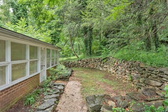 605 Shepards Hill Rd in Charlottesville, VA - Building Photo - Building Photo