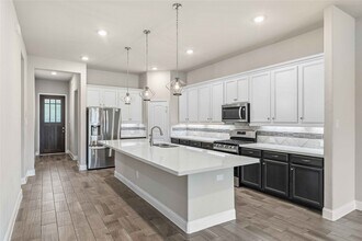 11926 Symphony Park Ct in Cypress, TX - Building Photo - Building Photo