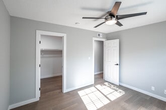 Pacific Palms Apartment Homes in Anaheim, CA - Foto de edificio - Interior Photo