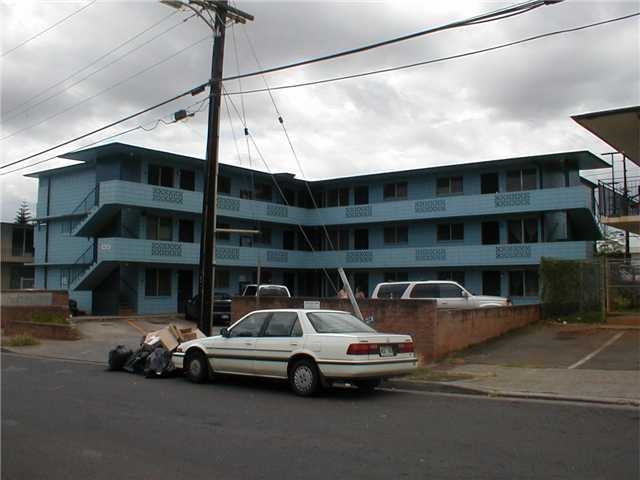 94-395 Farrington Hwy in Waipahu, HI - Building Photo - Building Photo