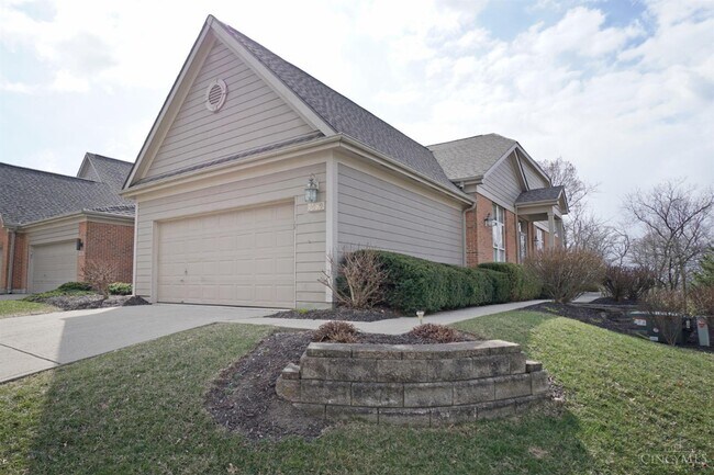 7589 Blue Fox in West Chester, OH - Building Photo - Building Photo