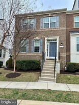 2111 Garden Grove Ln in Bowie, MD - Building Photo