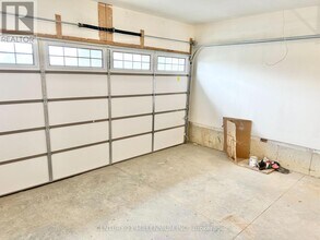 43 Beretta St in Tillsonburg, ON - Building Photo - Building Photo