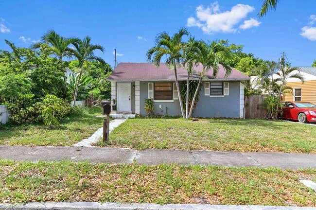 property at 811 32nd St