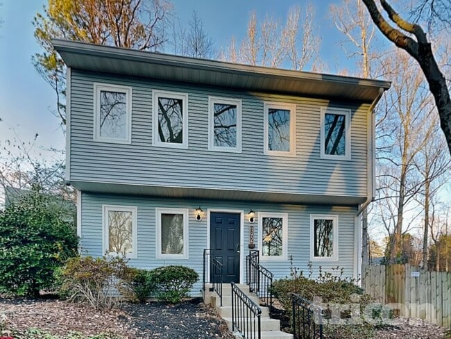 property at 1192 Haven Brook Ln NE