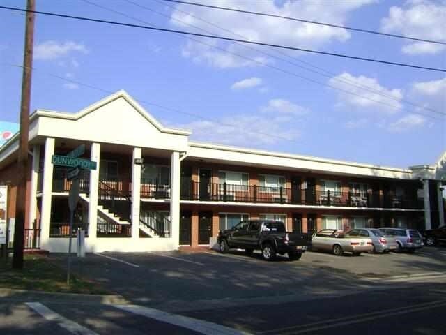 Stadium View Condominiums in Tallahassee, FL - Building Photo