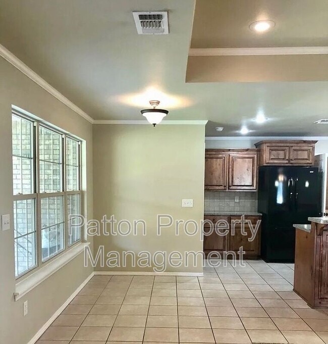 6809 Nick St in Amarillo, TX - Foto de edificio - Building Photo