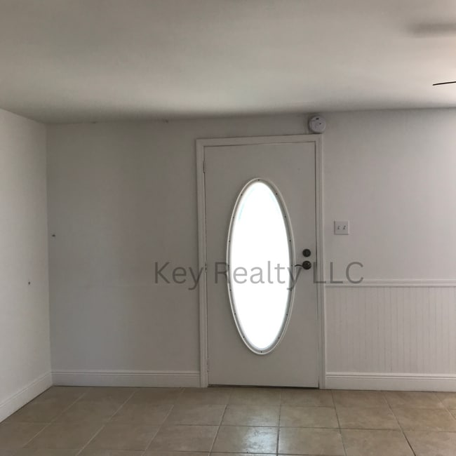 8197 U. S. Hwy 71 in Lecompte, LA - Building Photo - Building Photo