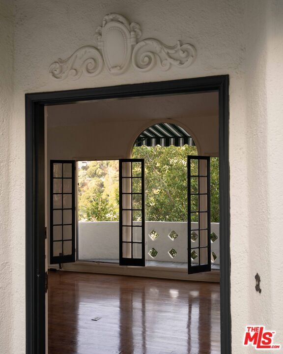 2021 Whitley Terrace Steps in Los Angeles, CA - Building Photo - Building Photo