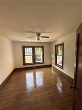 211 Austin Ln in Elmira, NY - Building Photo - Building Photo