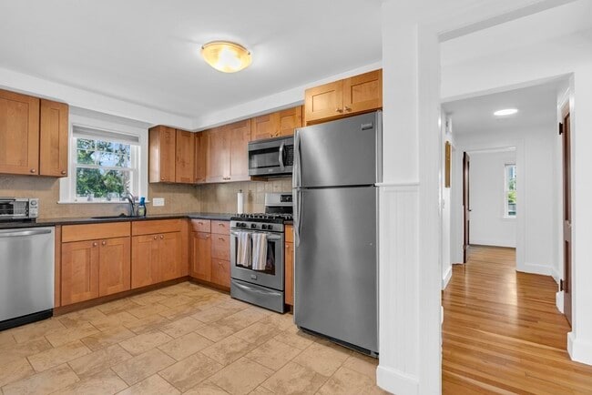 903 Adams St, Unit 1