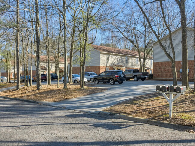 Chalet North Court Apartments in North Augusta, SC - Building Photo - Building Photo