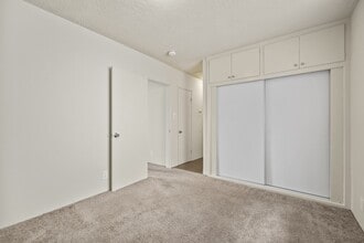 1135-41 Wilmington Blvd. in Wilmington, CA - Building Photo - Building Photo