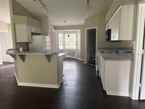 2672 Pine Brush Dr in Lakeland, FL - Building Photo - Building Photo