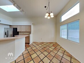 1293 W Crystalline Way in Oro Valley, AZ - Building Photo - Building Photo