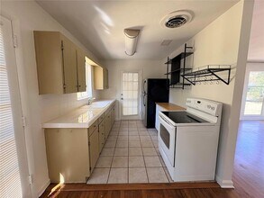 538 NW 35th St in Gainesville, FL - Building Photo - Building Photo