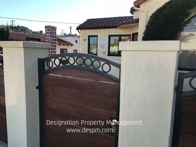 3827 W Ave 42 in Los Angeles, CA - Building Photo - Building Photo