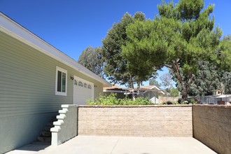 VRBO AirBB in Wildomar, CA - Building Photo - Building Photo