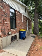 3739 Dixie Dr in St. Ann, MO - Foto de edificio - Building Photo