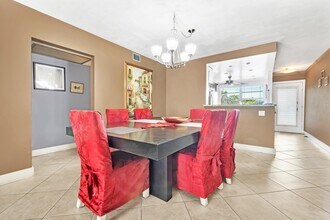 3002 Portofino Isle in Coconut Creek, FL - Building Photo - Building Photo