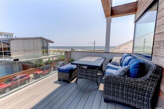 7 Indiana Ave in Long Beach, NY - Building Photo - Building Photo