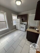 4031 W Melrose St in Chicago, IL - Foto de edificio - Building Photo