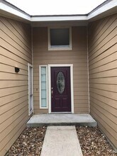 16238 Mill Point Dr in Houston, TX - Building Photo - Building Photo
