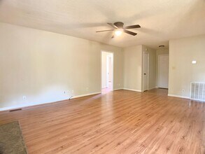 637 Miles Ct in Clarksville, TN - Building Photo - Building Photo