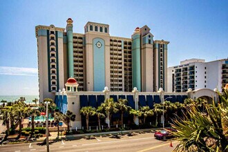2401 S Ocean Blvd in Myrtle Beach, SC - Foto de edificio - Building Photo