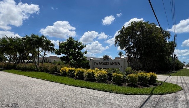 6036 Birnam Wood Ln in Ft. Myers, FL - Building Photo