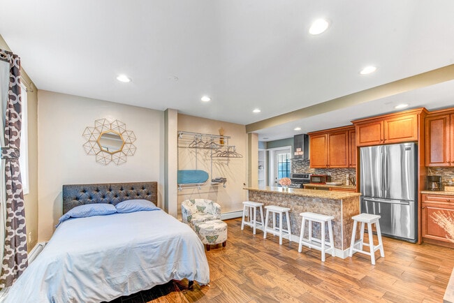 property at 7108 Hudson Ave