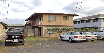 94-975 Awanei St in Waipahu, HI - Building Photo - Building Photo