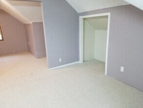 5725 W 8th St in Duluth, MN - Building Photo - Building Photo