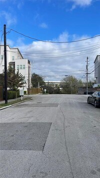 1107 Edwards St photo'