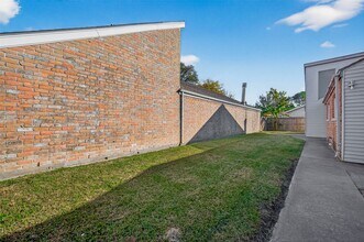 11535 Bellspring Dr in Houston, TX - Building Photo - Building Photo