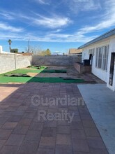 7308 Gray St in Las Vegas, NV - Building Photo - Building Photo