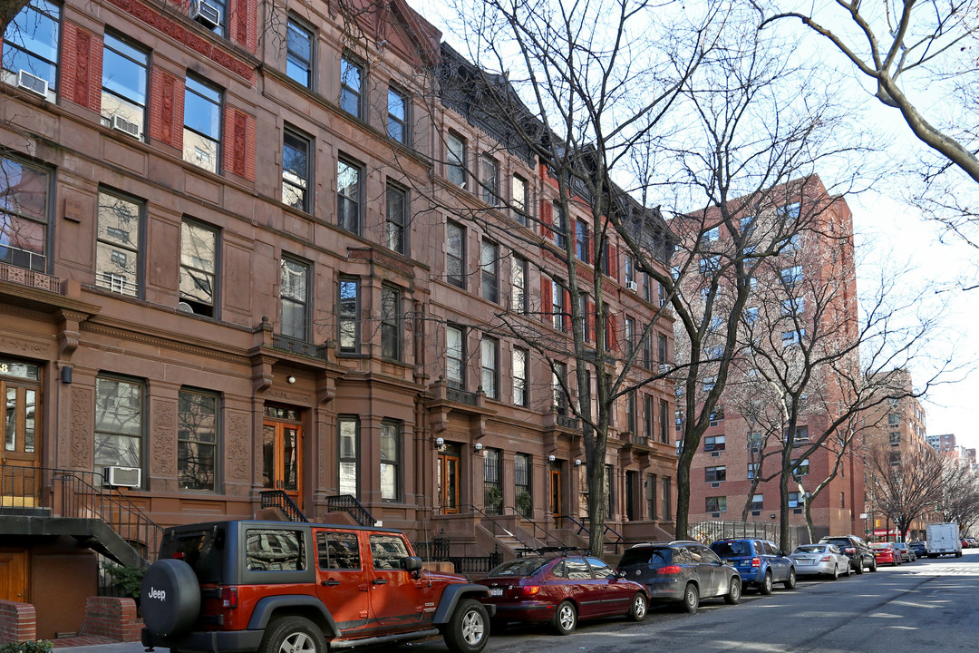 62 W 89th St in New York, NY - Foto de edificio