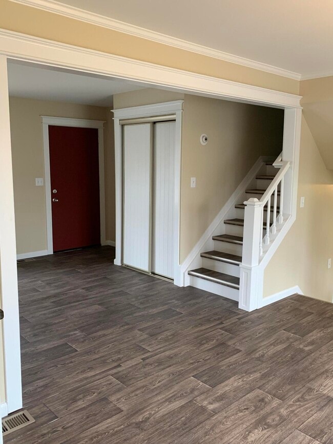 41427 Larimore Ln in Canton Township, MI - Building Photo - Building Photo