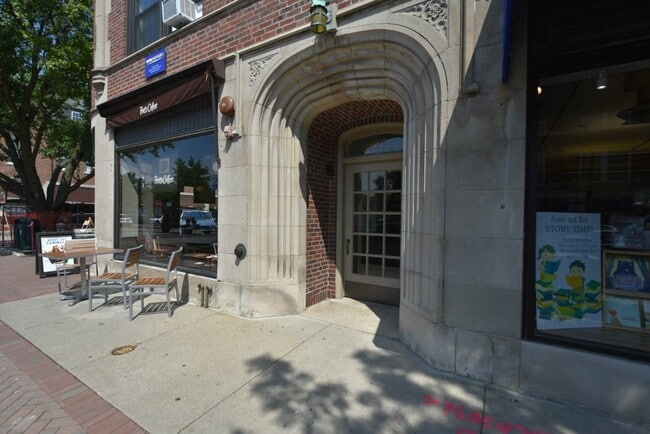 property at 822 Elm St