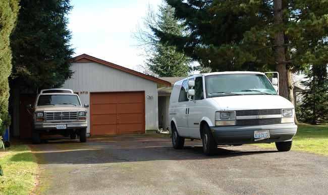 9718 5th St NE in Everett, WA - Building Photo - Building Photo