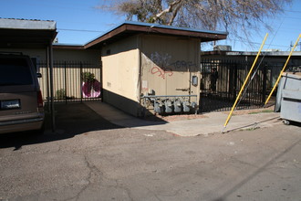 4811 N 37th Ave in Phoenix, AZ - Building Photo - Building Photo