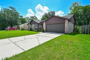 4018 Adonis Dr in Spring, TX - Building Photo