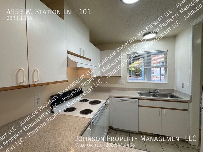 4959 W Station Ln in Boise, ID - Building Photo - Building Photo